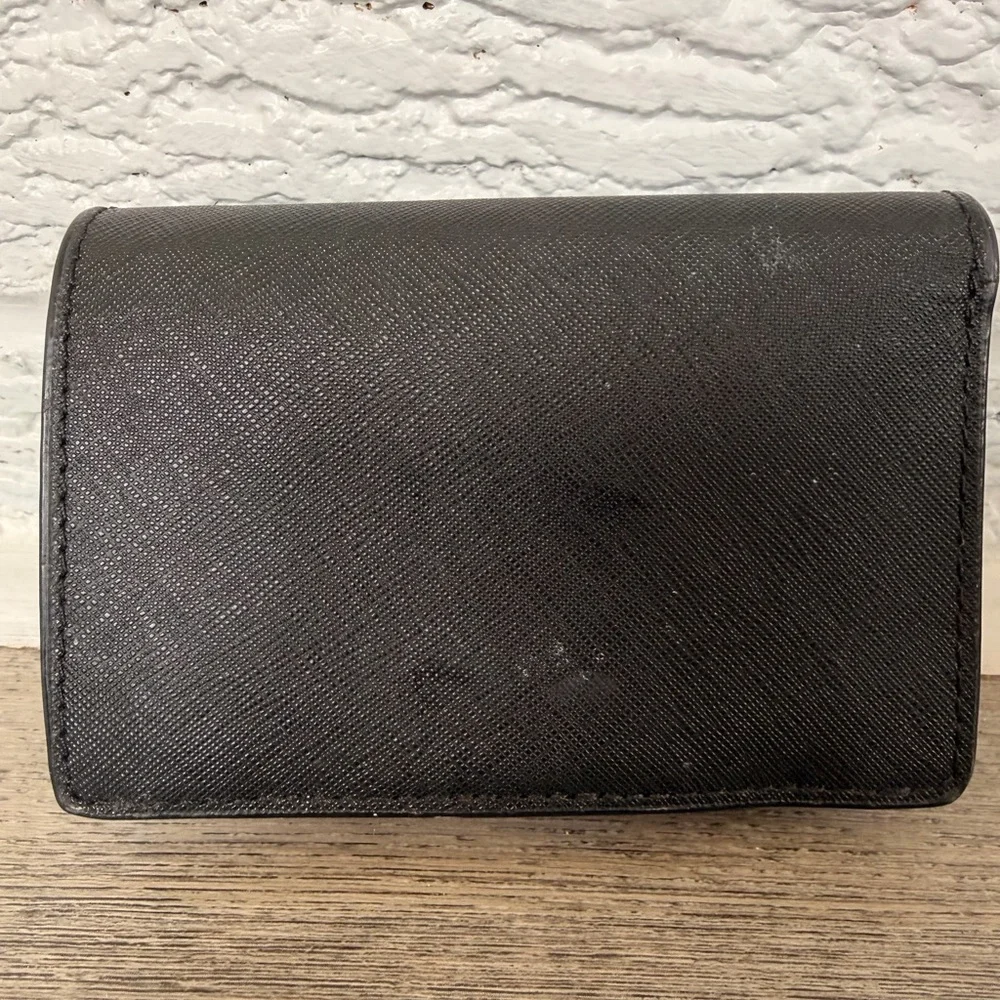 Michael Kors Black Leather Compact Wallet with Gold Logo - Picture 2 of 4